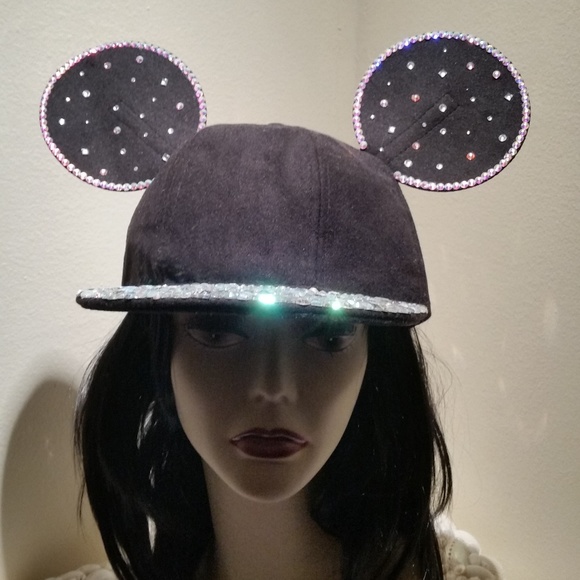 Bridal Hats-Bridal Bling Hats-Swarovski Hats - Picture 1 of 6